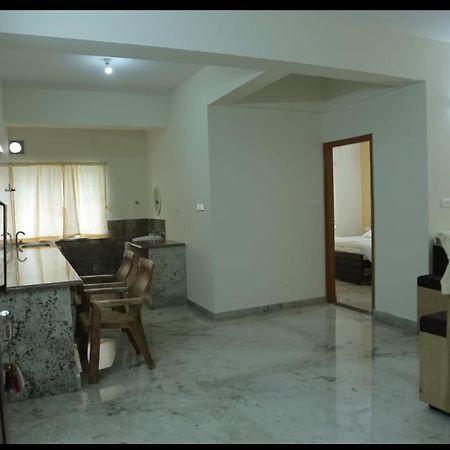 S V Home Stay Tirupati Extérieur photo